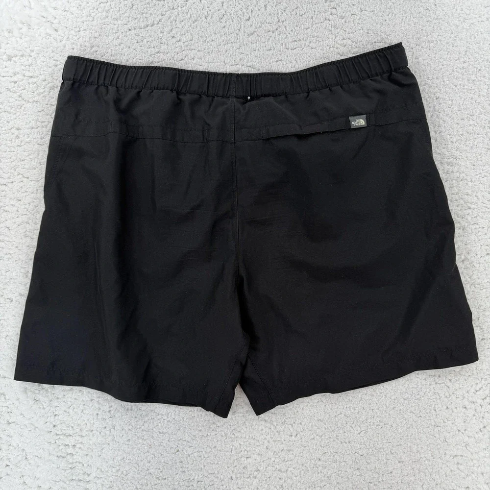 The North Face Shorts Mens 2XL Black Solid Trunks Belted Quick Dry Hiking